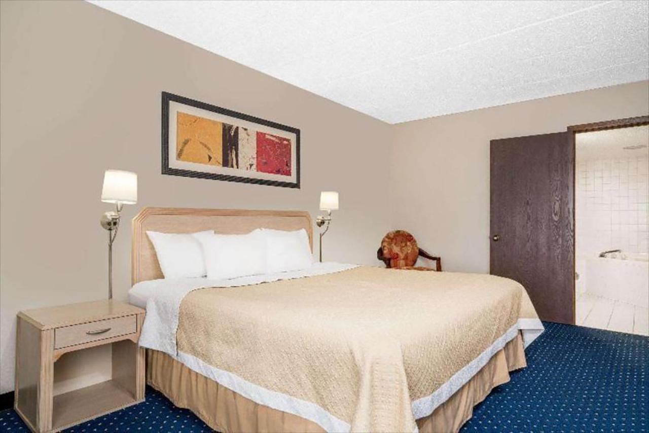 Days Inn Hotel & Conference Center La Crosse Ngoại thất bức ảnh