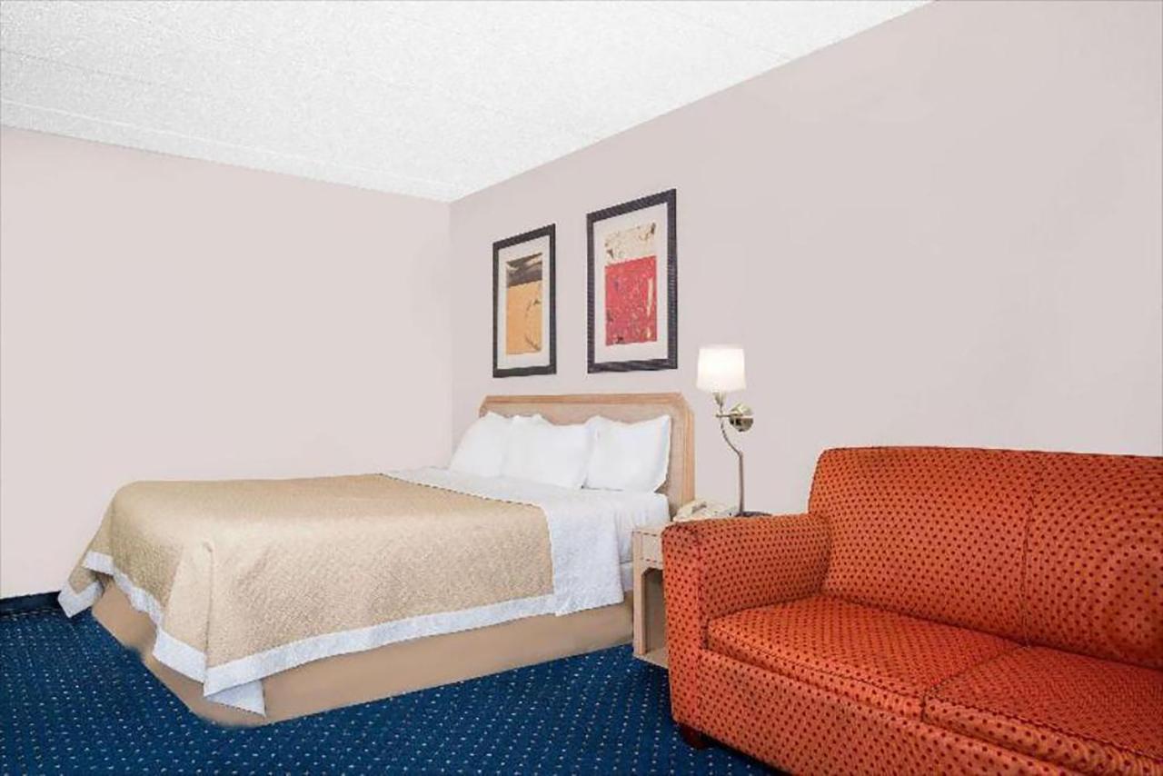 Days Inn Hotel & Conference Center La Crosse Ngoại thất bức ảnh