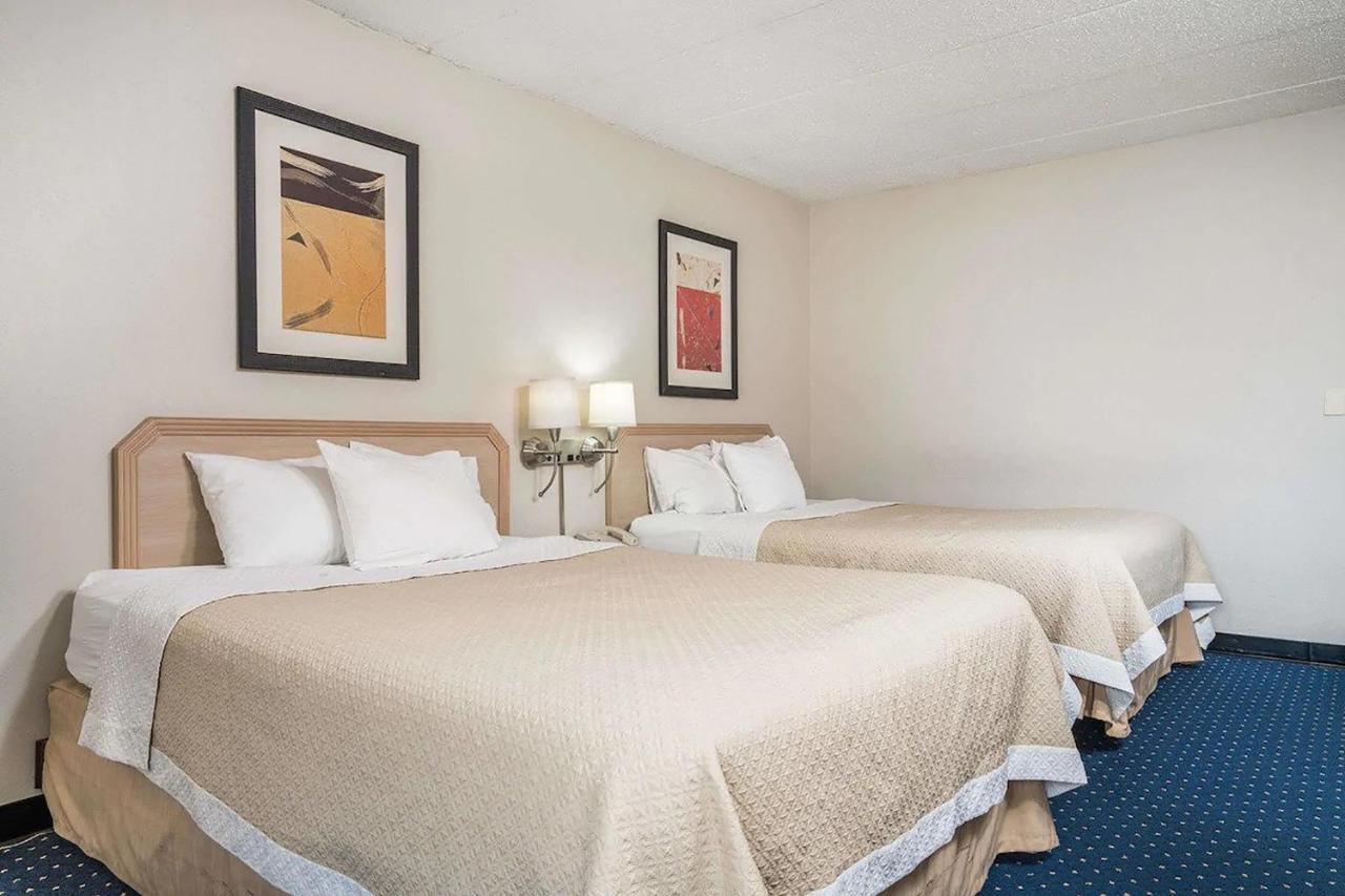 Days Inn Hotel & Conference Center La Crosse Ngoại thất bức ảnh